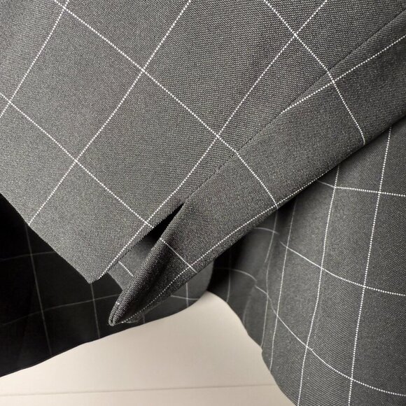 Le Suit Gray and White Window Pane with Women’s Suit 14 Petite - Picture 8 of 14